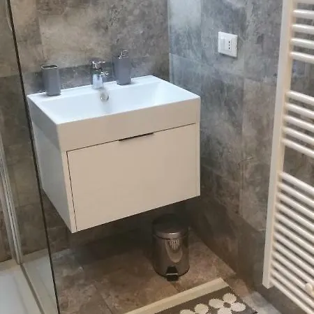 Apartamento Fashion House Elvira 2 *